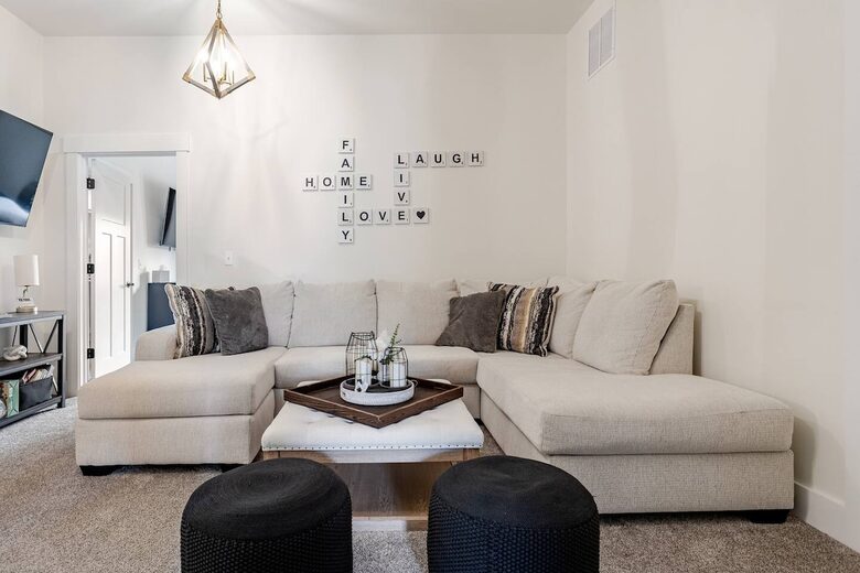 Indianapolis Residence with Walkable Access to Butler University - Indianapolis, Indiana