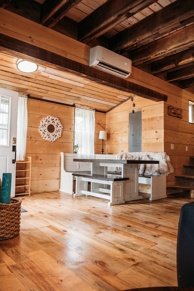 The Perch | Cozy Cottage near Flathead Lake - Somers, Montana