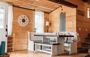 The Perch | Cozy Cottage near Flathead Lake - Somers, Montana