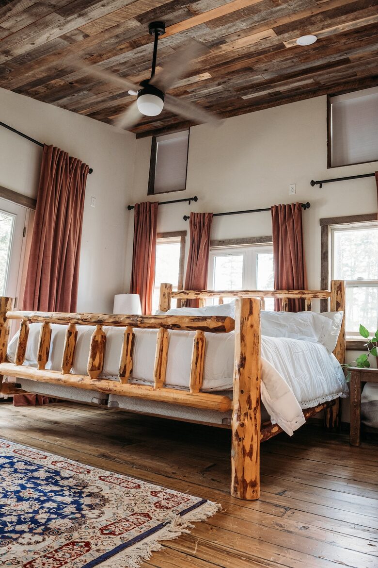The Perch | Cozy Cottage near Flathead Lake - Somers, Montana