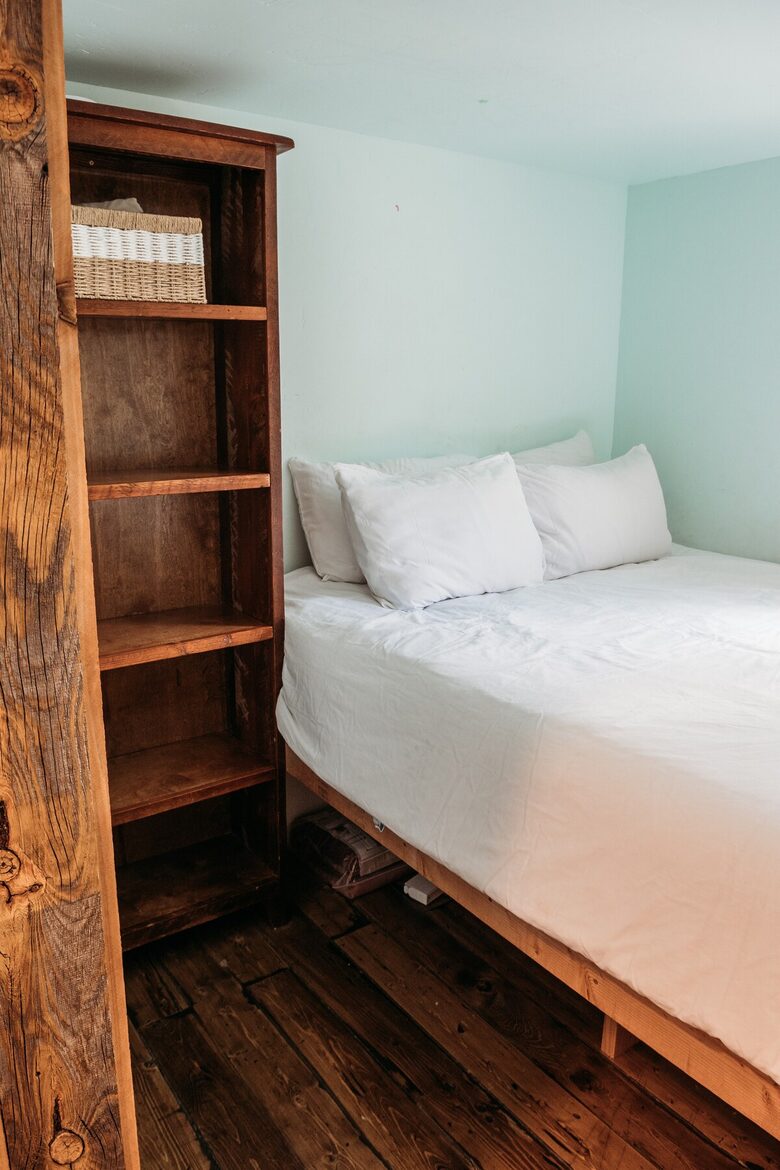 The Perch | Cozy Cottage near Flathead Lake - Somers, Montana