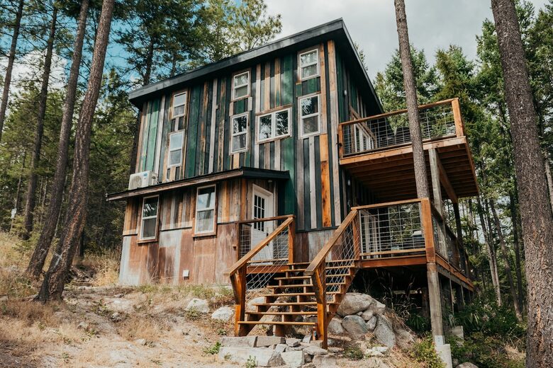 The Perch | Cozy Cottage near Flathead Lake - Somers, Montana