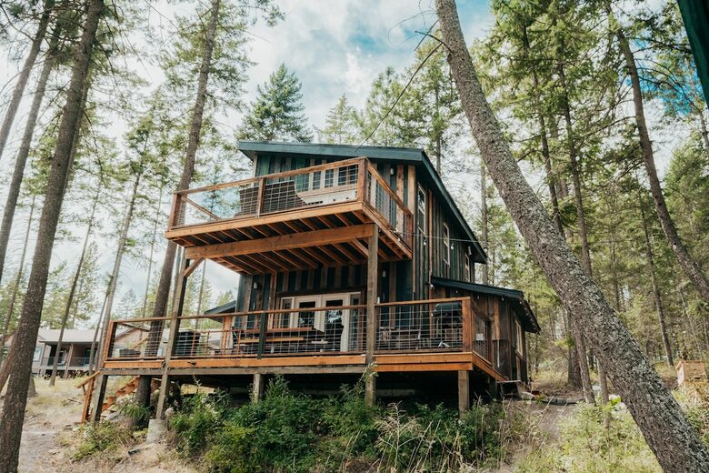 The Perch | Cozy Cottage near Flathead Lake - Somers, Montana