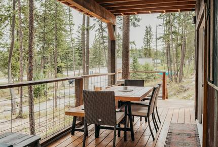 The Perch | Cozy Cottage near Flathead Lake - Somers, Montana