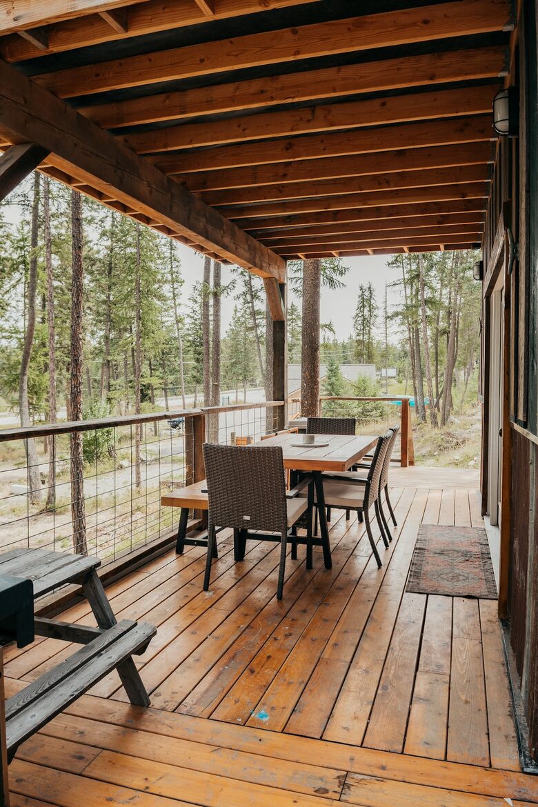 The Perch | Cozy Cottage near Flathead Lake - Somers, Montana