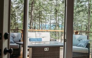The Perch | Cozy Cottage near Flathead Lake - Somers, Montana