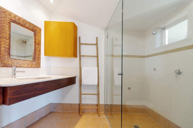 Elevated Oceanview Residence with Infinity Pool - Lennox Head, Australia