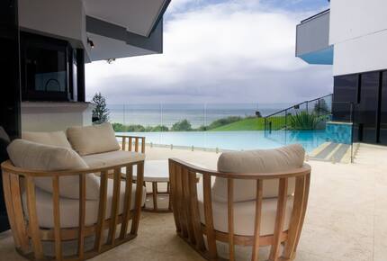 Elevated Oceanview Residence with Infinity Pool - Lennox Head, Australia