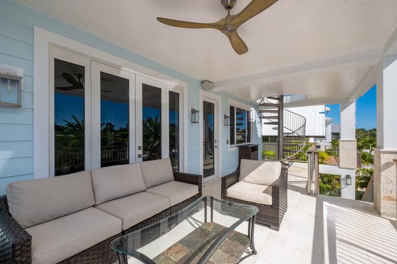 Modern Keys Escape with Rooftop & Sunset Views - Tavernier, Florida