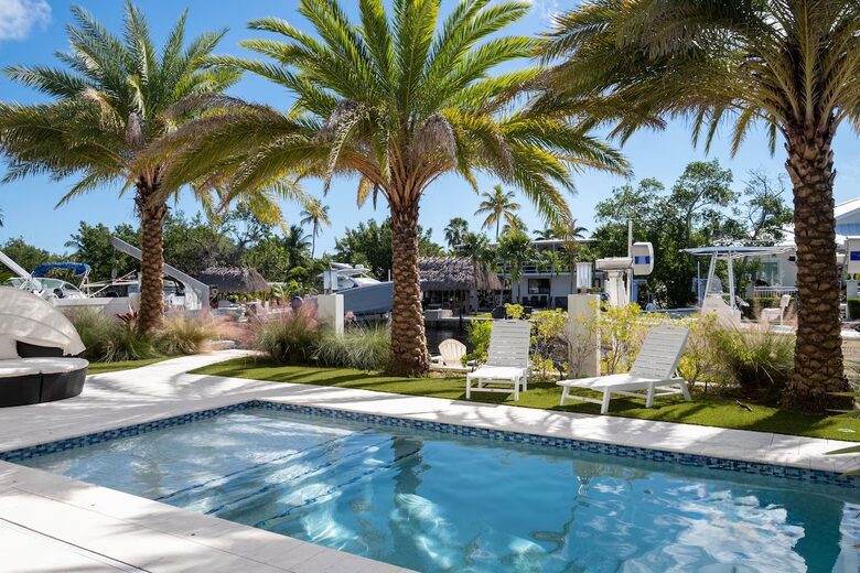 Modern Keys Escape with Rooftop & Sunset Views - Tavernier, Florida