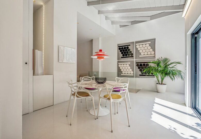 Designer Loft Living in Historic Athens - Athens, Greece