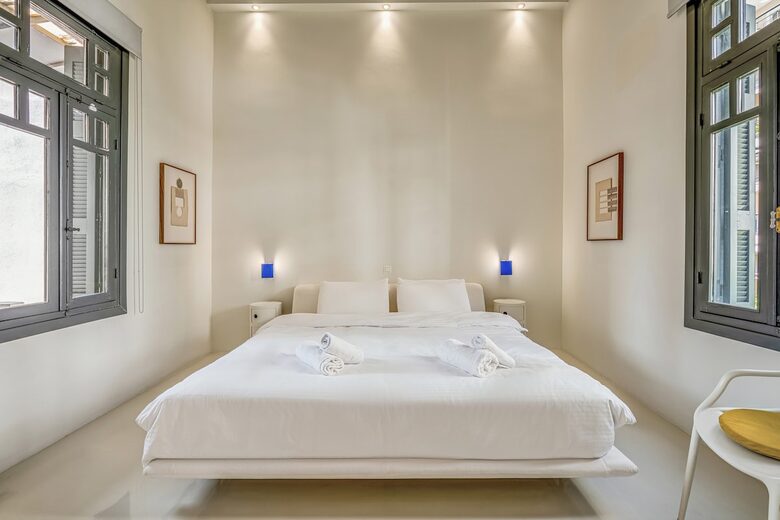 Designer Loft Living in Historic Athens - Athens, Greece