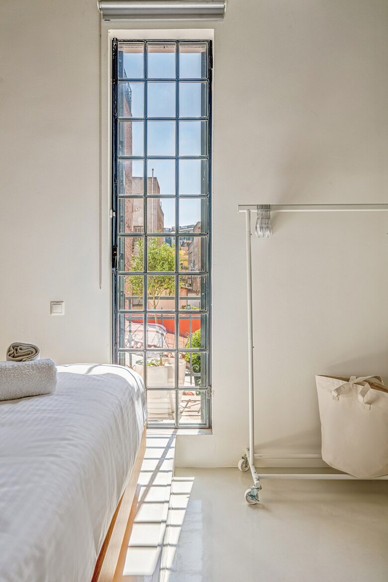 Designer Loft Living in Historic Athens - Athens, Greece