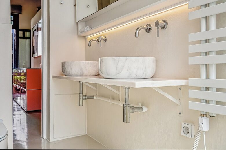 Designer Loft Living in Historic Athens - Athens, Greece