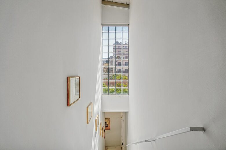 Designer Loft Living in Historic Athens - Athens, Greece