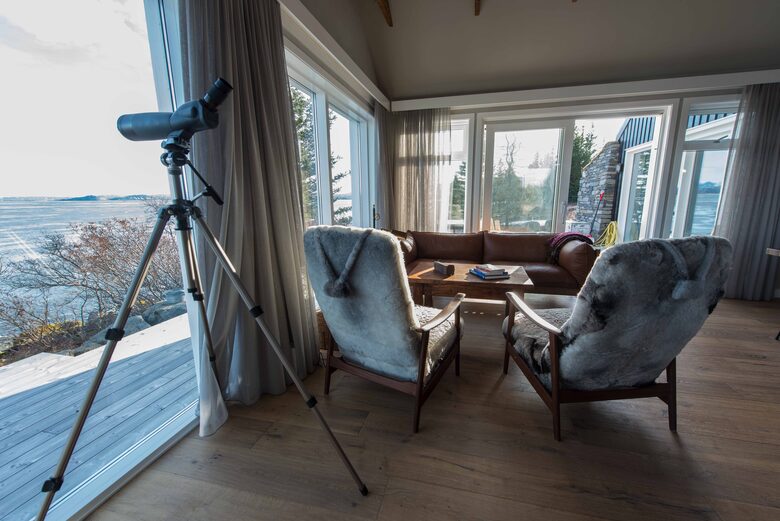 A Lakeside Tribute to Icelandic Heritage - Selfoss, Iceland