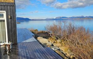 A Lakeside Tribute to Icelandic Heritage - Selfoss, Iceland