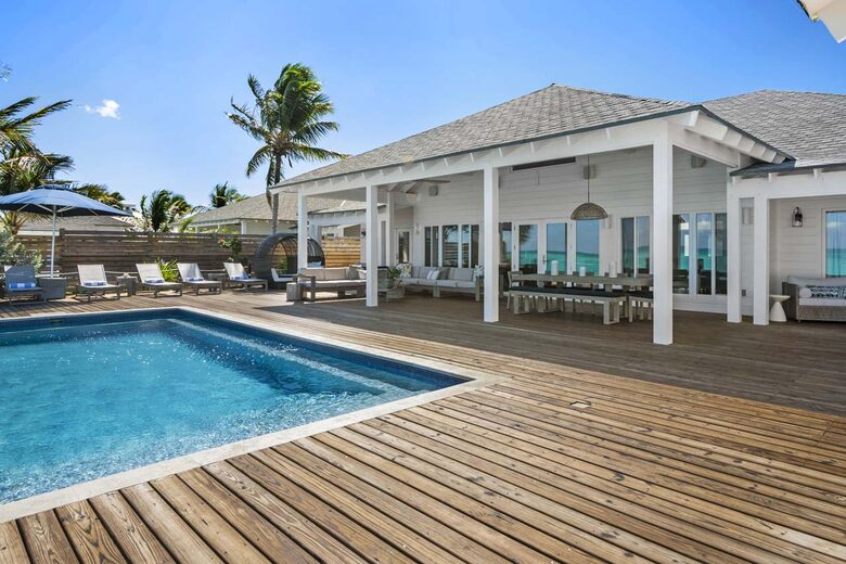 The Lemon Tree House - Moss Town, Bahamas