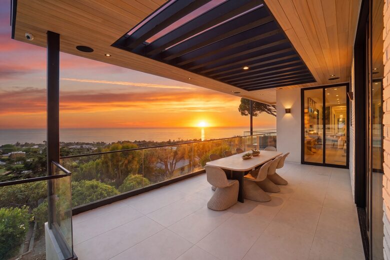 Malibu Contemporary Coastal - Malibu, California