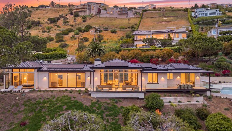 Malibu Contemporary Coastal - Malibu, California