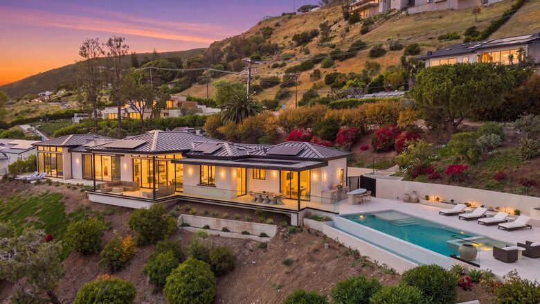 Malibu Contemporary Coastal - Malibu, California