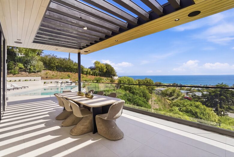 Malibu Contemporary Coastal - Malibu, California