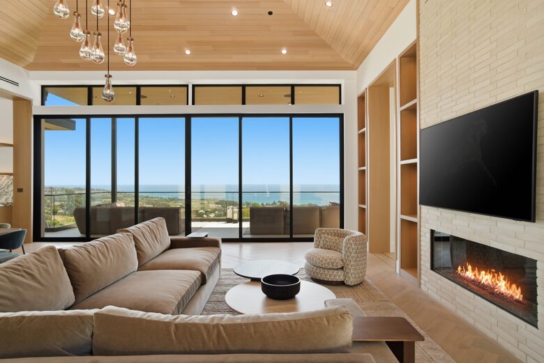 Malibu Contemporary Coastal - Malibu, California