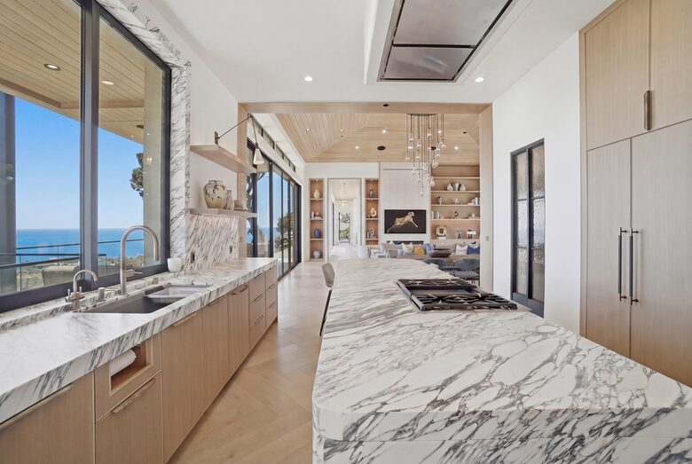 Malibu Contemporary Coastal - Malibu, California