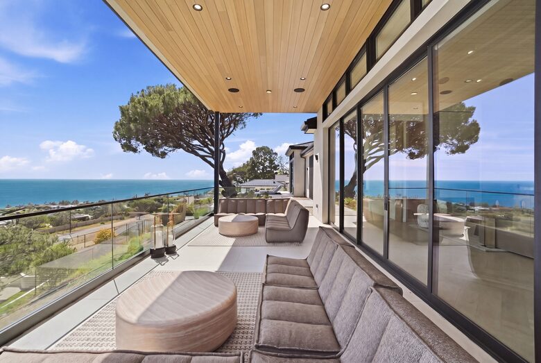 Malibu Contemporary Coastal - Malibu, California