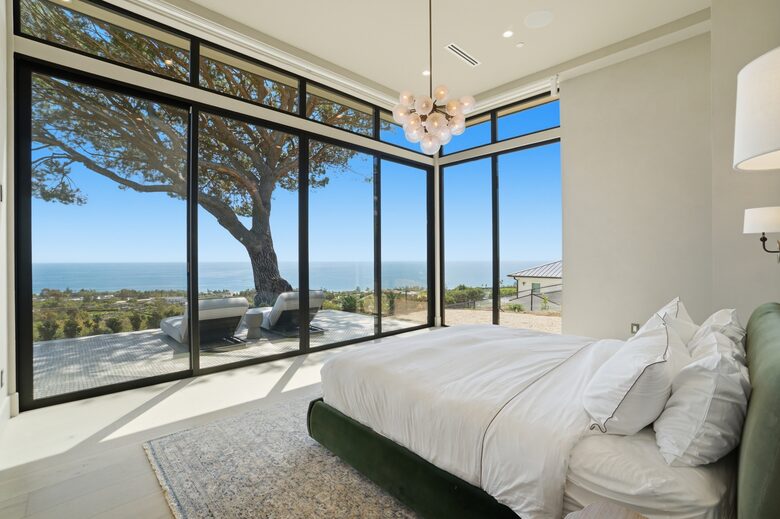 Malibu Contemporary Coastal - Malibu, California