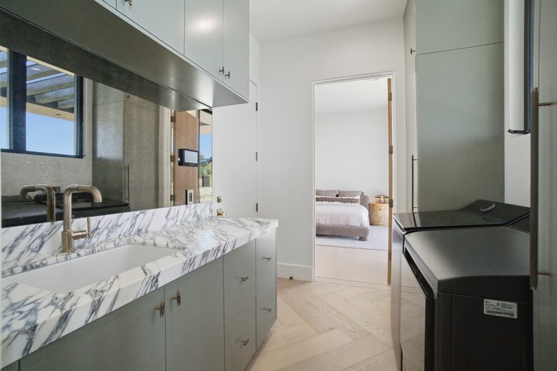 Malibu Contemporary Coastal - Malibu, California