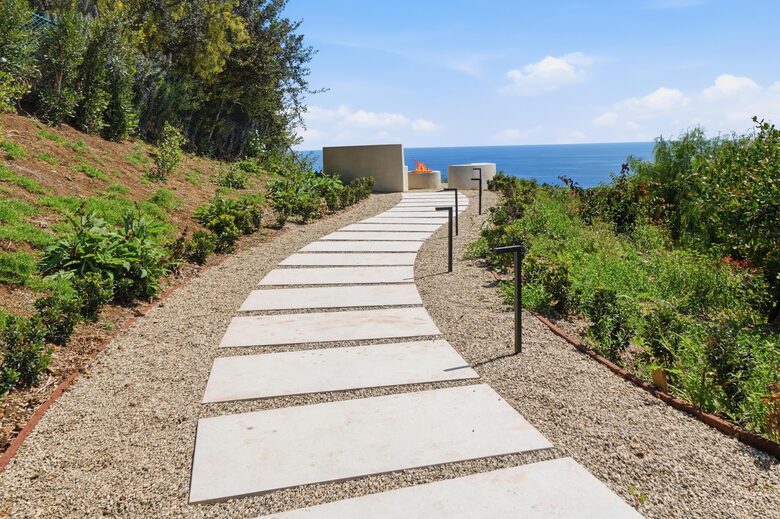 Malibu Contemporary Coastal - Malibu, California