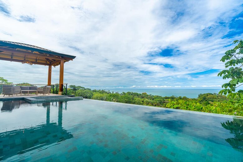 Pacific Horizon Infinity Pool in Costa Rica - Ballena, Costa Rica