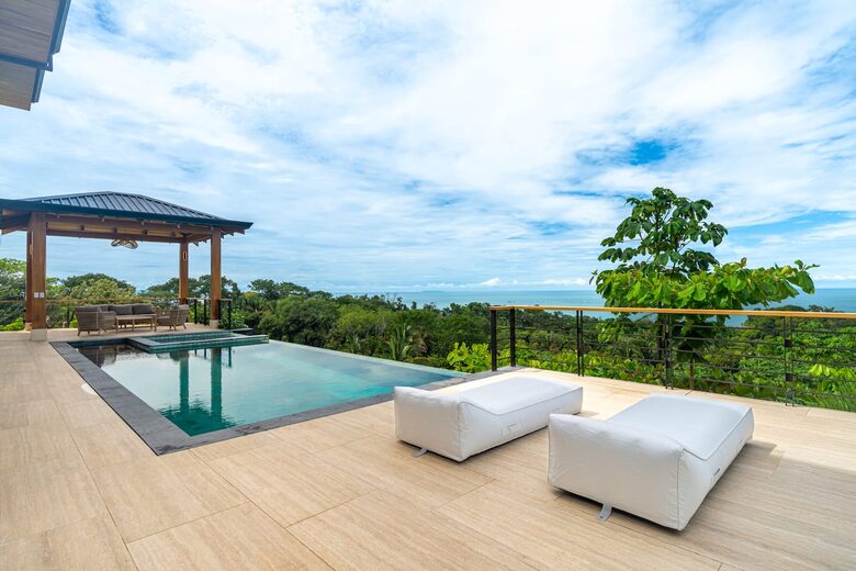 Pacific Horizon Infinity Pool in Costa Rica - Ballena, Costa Rica