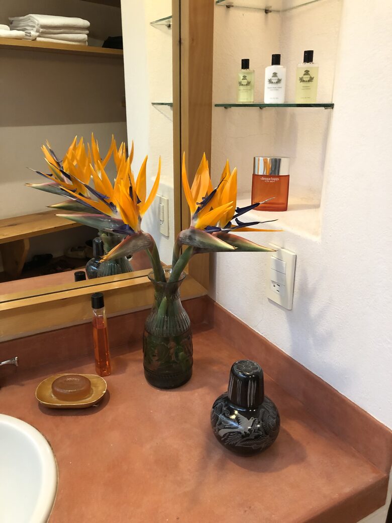 Valle de Bravo Estate with Villa & Private Bungalow-Casa Majaika. - Valle de Bravo, Mexico