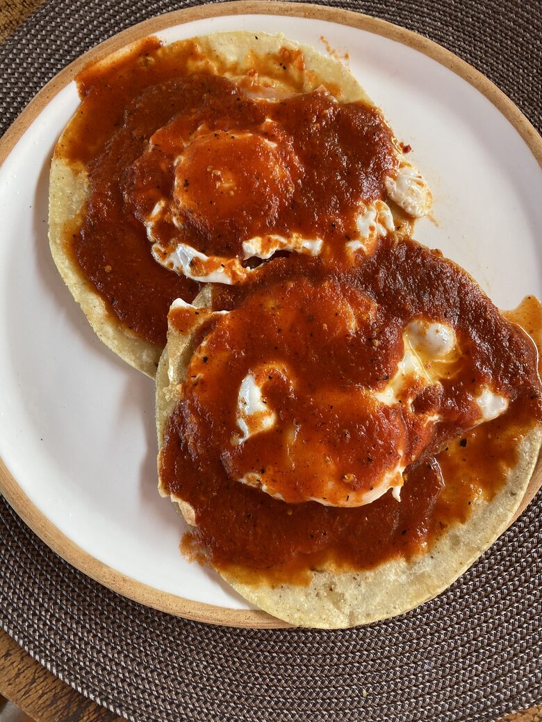 Valle de Bravo Estate with Villa & Private Bungalow-Casa Majaika. - Valle de Bravo, Mexico