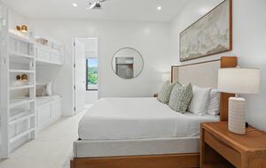 Tar Bay Oceanfront Splendor | Includes Pool and Guest House