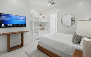 Tar Bay Oceanfront Splendor | Includes Pool and Guest House