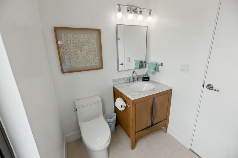 Tar Bay Oceanfront Splendor | Includes Pool and Guest House - Great Exuma, Bahamas