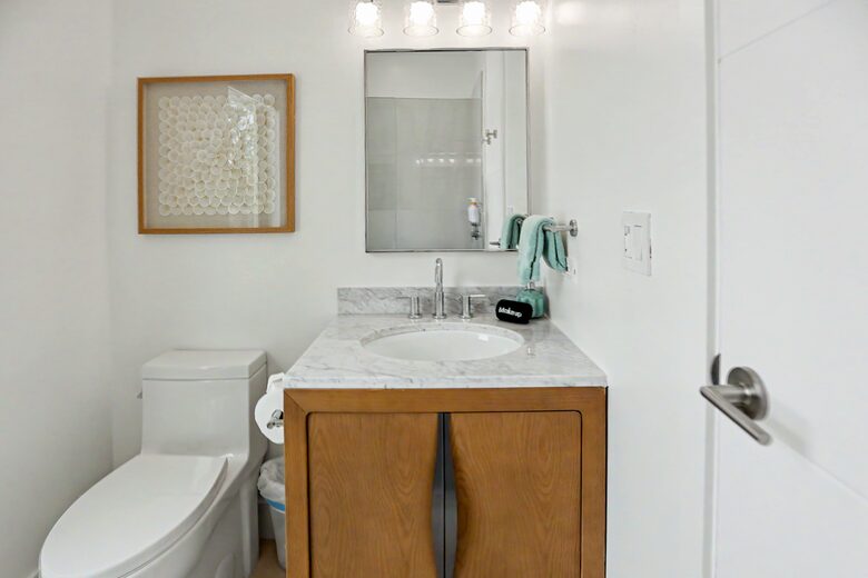 Tar Bay Oceanfront Splendor | Includes Pool and Guest House - Great Exuma, Bahamas