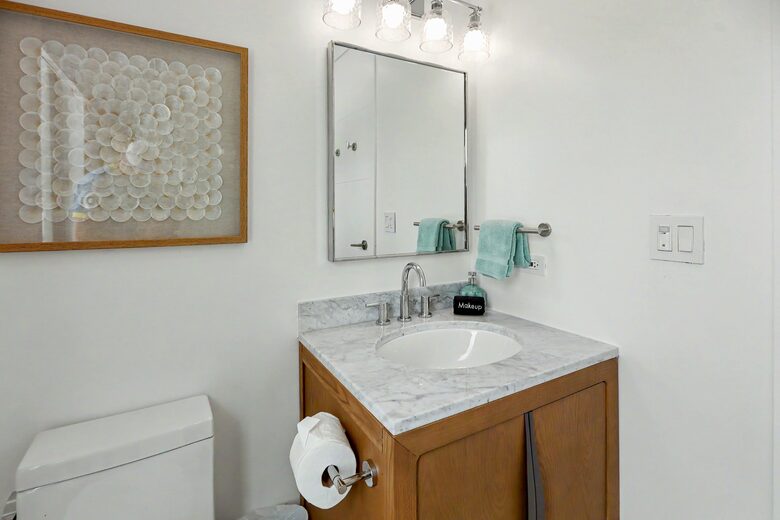 Tar Bay Oceanfront Splendor | Includes Pool and Guest House - Great Exuma, Bahamas