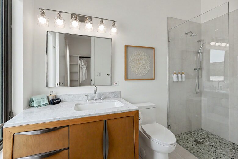 Tar Bay Oceanfront Splendor | Includes Pool and Guest House - Great Exuma, Bahamas