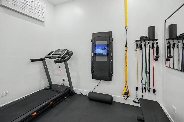 Tar Bay Oceanfront Splendor | Includes Pool and Guest House - Great Exuma, Bahamas