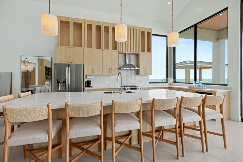 Tar Bay Oceanfront Splendor | Includes Pool and Guest House - Great Exuma, Bahamas