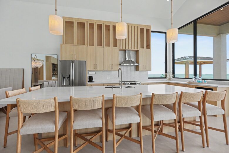 Tar Bay Oceanfront Splendor | Includes Pool and Guest House - Great Exuma, Bahamas