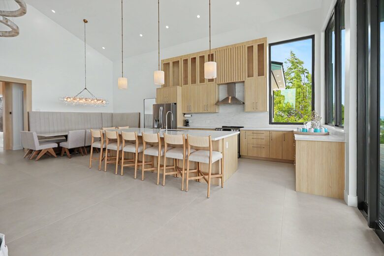 Tar Bay Oceanfront Splendor | Includes Pool and Guest House - Great Exuma, Bahamas