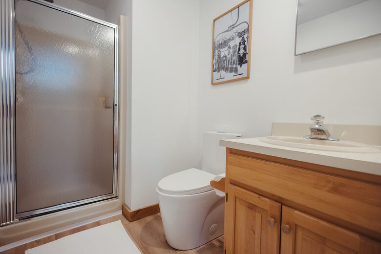 Cozy Mount Snow Retreat Just 1 Mile from Slopes - West Dover, Vermont
