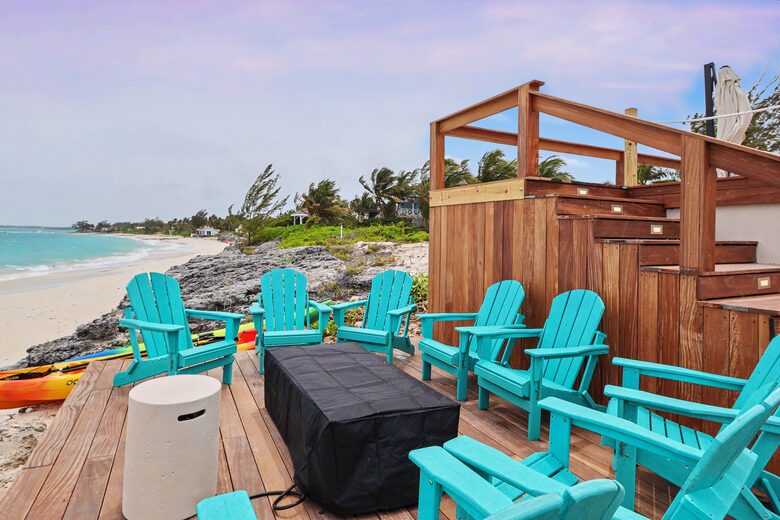 Tar Bay Oceanfront Splendor | Includes Pool and Guest House - Great Exuma, Bahamas