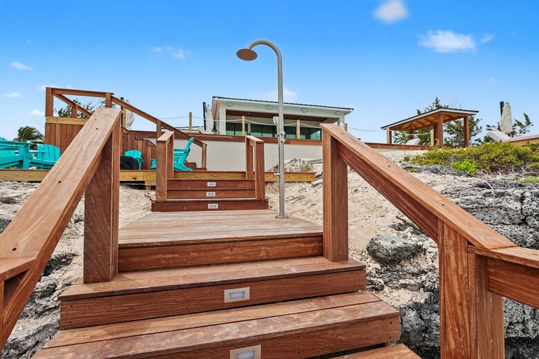 Tar Bay Oceanfront Splendor | Includes Pool and Guest House - Great Exuma, Bahamas