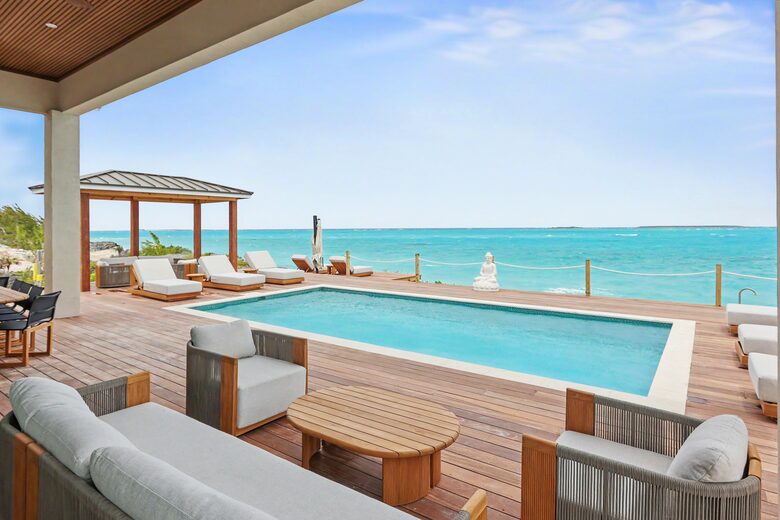 Tar Bay Oceanfront Splendor | Includes Pool and Guest House - Great Exuma, Bahamas